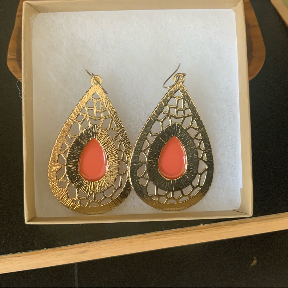 Metal & Plastic Orange and Gold fashion earrings - Picture 2 of 3